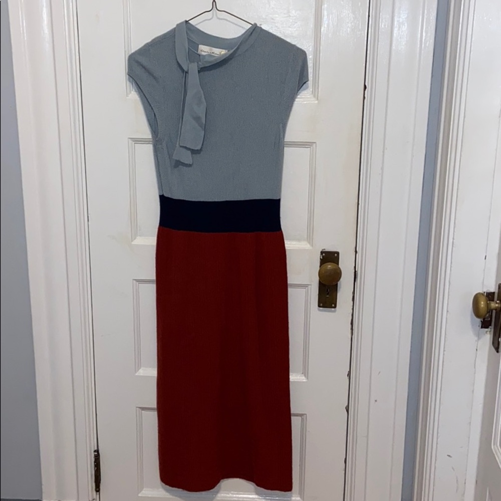 Beautiful sweater dress, Audrey Hepburn style